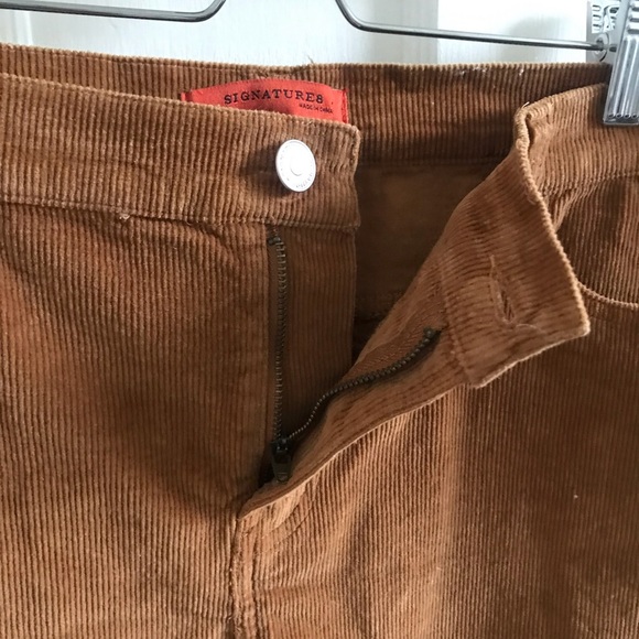 Signature 8 corduroy skirt - Picture 3 of 5